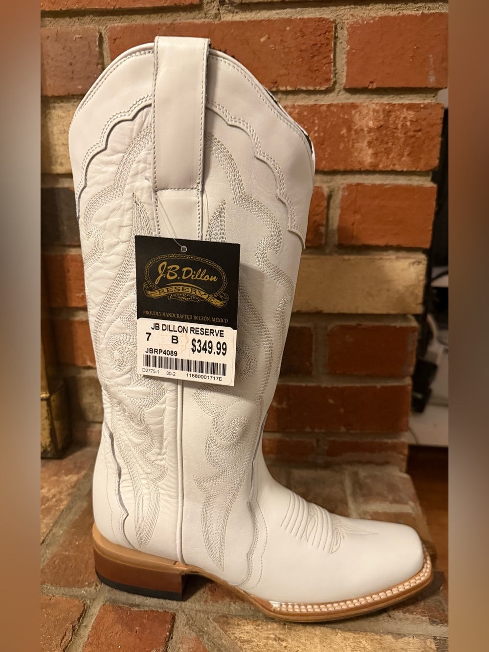 < NWT J.B. Dillon Women’s White Leather Western Cowboy Boots >